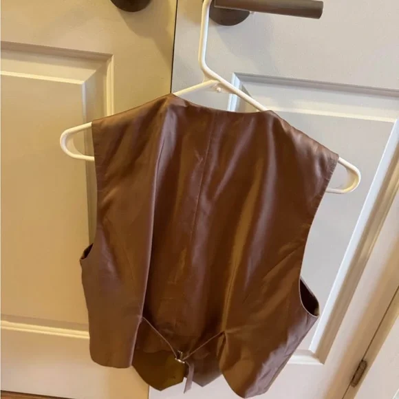 Babaton Tan Women's Vest - Picture 2 of 2